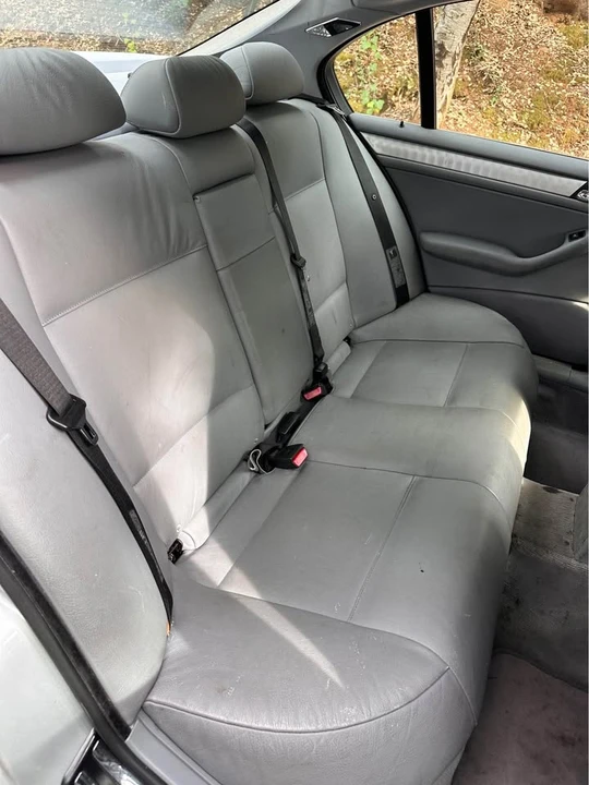 2005 BMW E46 330i & 330Ci - Image 10 of 16