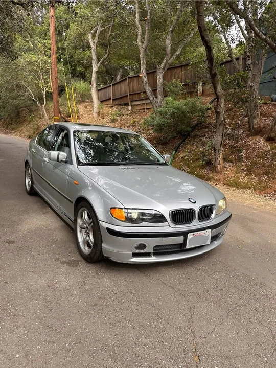 2005 BMW E46 330i & 330Ci - Image 3 of 16