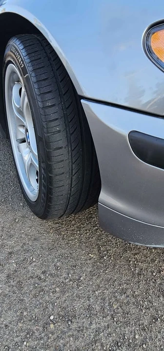2005 BMW E46 330i & 330Ci - Image 9 of 10