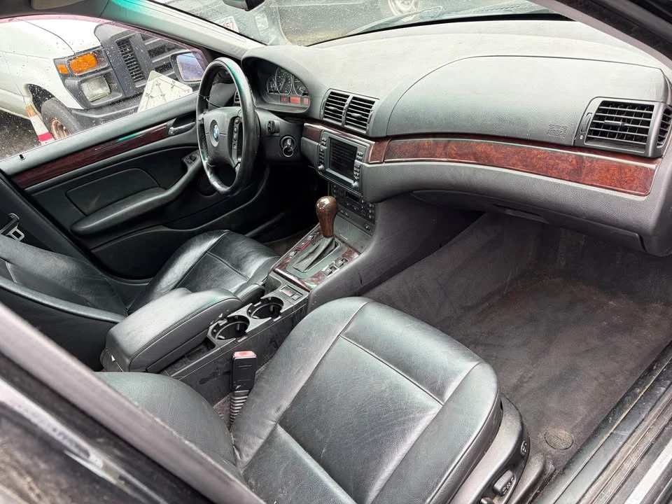 2005 BMW E46 330i & 330Ci - Image 6 of 9