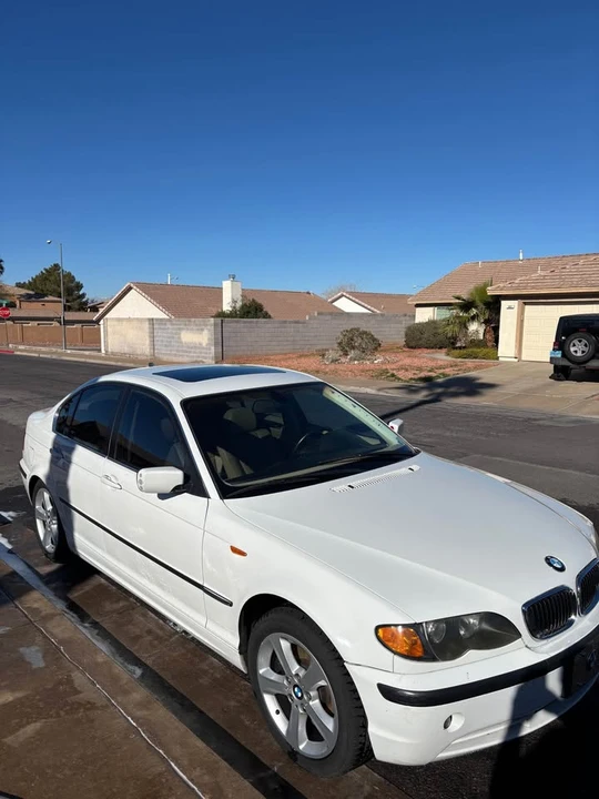 2005 BMW E46 330i & 330Ci - Image 2 of 6