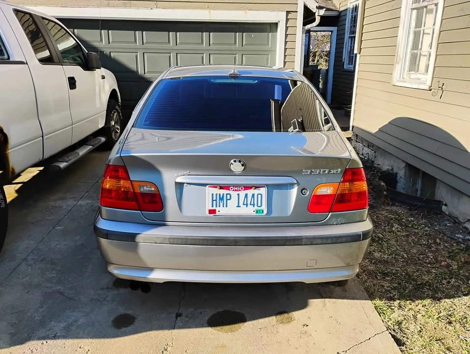2005 BMW E46 330i & 330Ci - Image 2 of 6