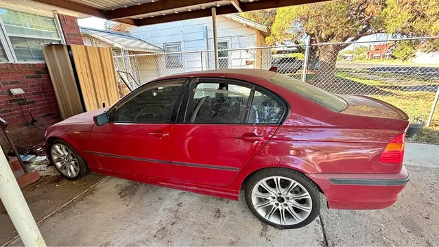 2005 BMW 320i