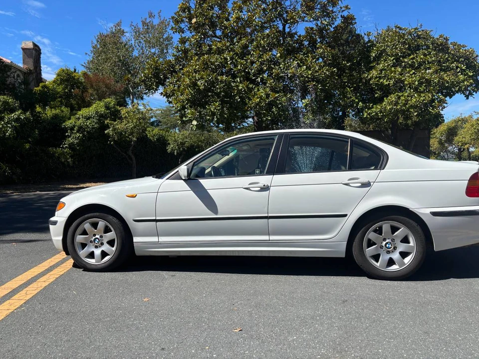 2005 BMW E46 3 Series - Image 10 of 17
