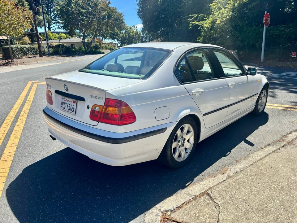 2005 BMW E46 3 Series - Image 4 of 17