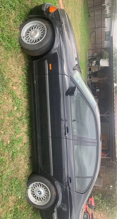 2005 BMW E46 3 Series - Image 2 of 3