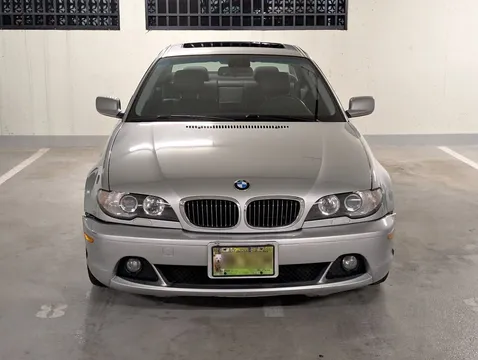 2005 BMW 325Ci Coupe
