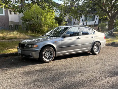 2005 BMW 325i E46