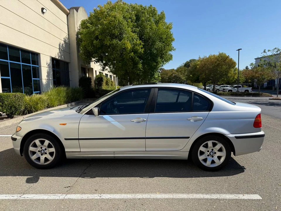 2005 BMW E46 3 Series - Image 2 of 18