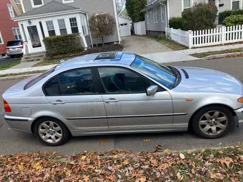 2005 BMW 325i