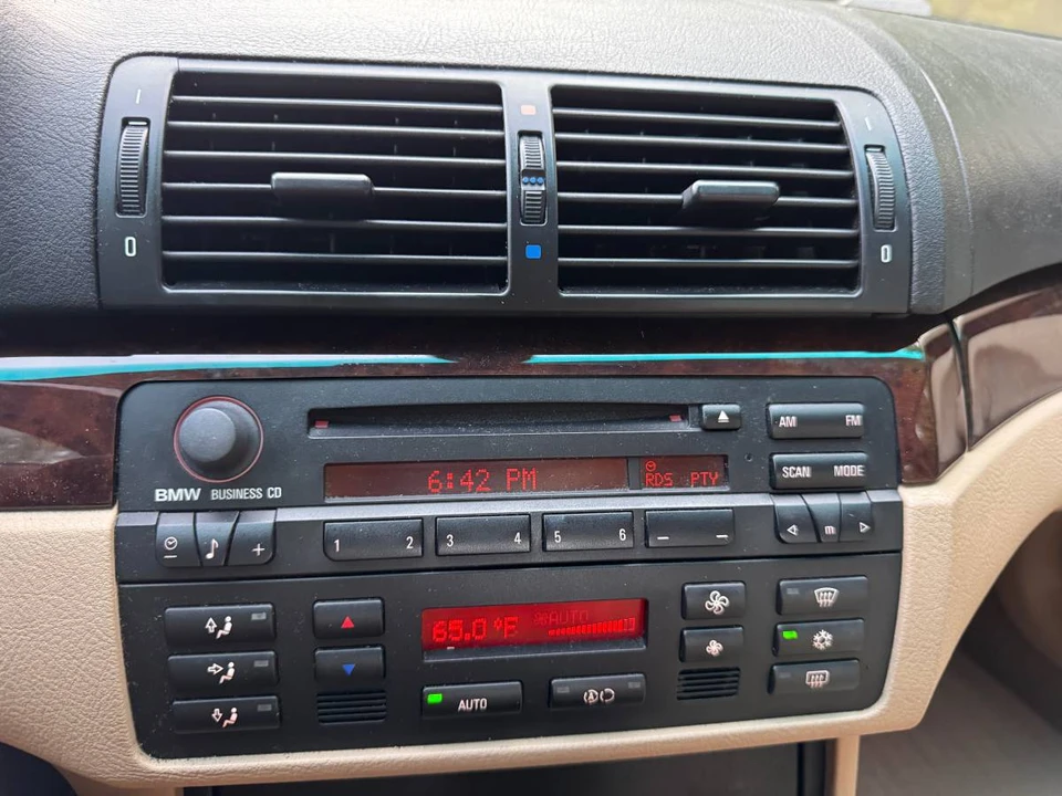 2005 BMW E46 3 Series - Image 17 of 20