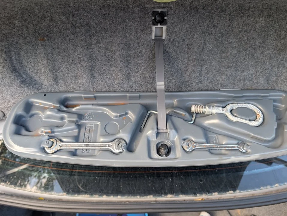 2005 BMW E46 3 Series - Image 7 of 9