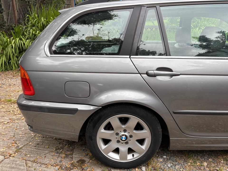2005 BMW E46 3 Series - Image 30 of 31