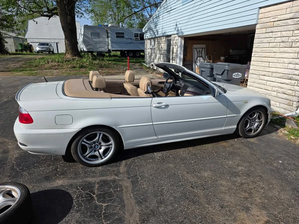 2005 BMW E46 330i & 330Ci - Image 3 of 10