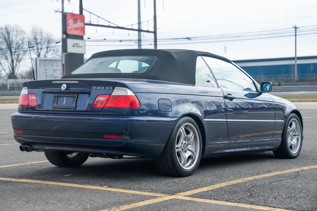 2005 BMW E46 330i & 330Ci - Image 2 of 6