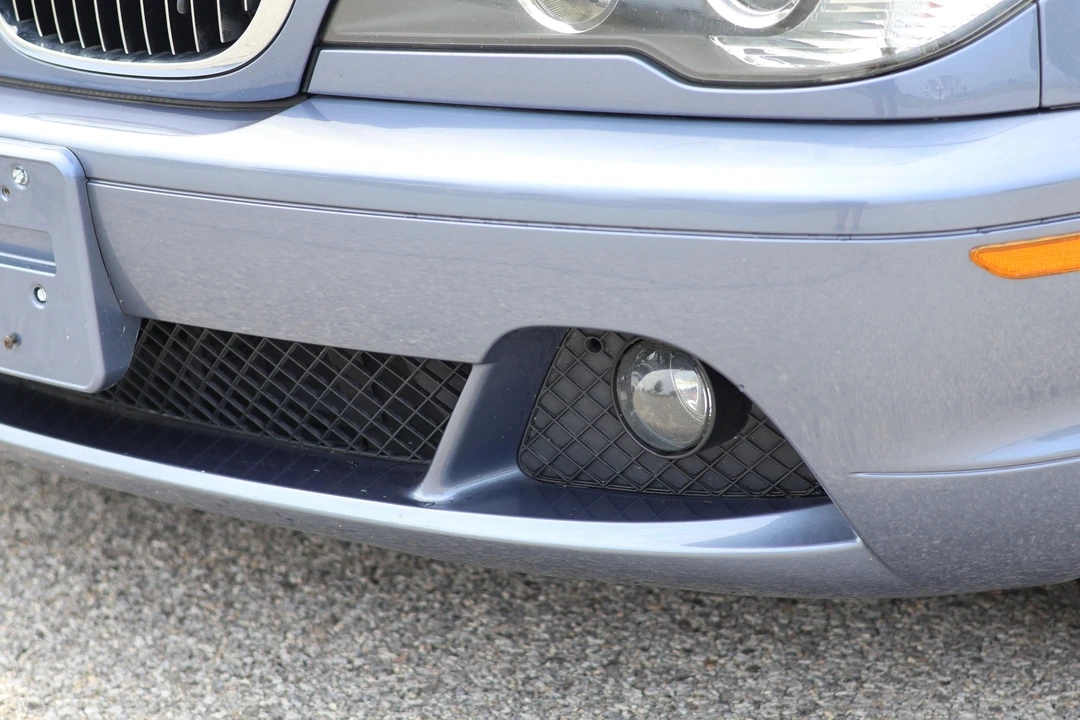 2005 BMW E46 330i & 330Ci - Image 23 of 31