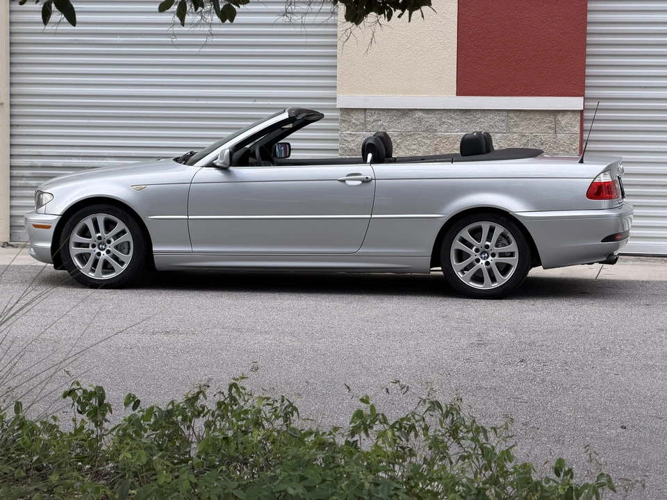 2005 BMW E46 330i & 330Ci - Image 27 of 31