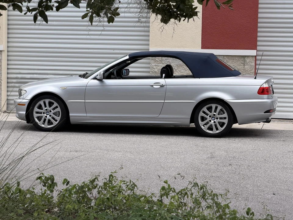2005 BMW E46 330i & 330Ci - Image 16 of 31