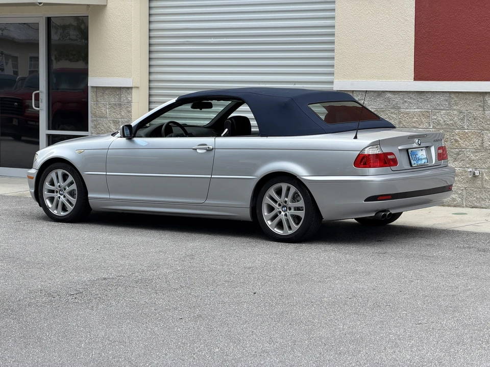 2005 BMW E46 330i & 330Ci - Image 13 of 31
