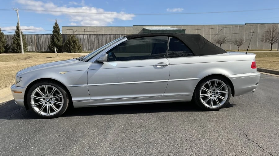 2005 BMW E46 330i & 330Ci - Image 13 of 14