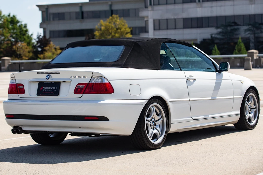 2005 BMW E46 330i & 330Ci - Image 4 of 31