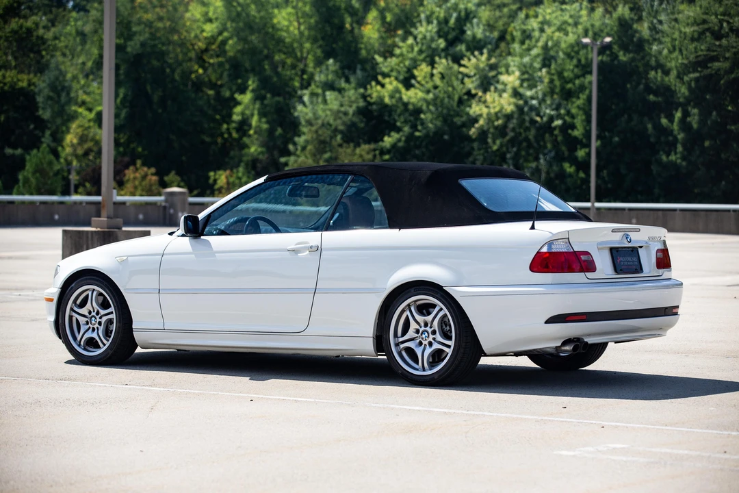 2005 BMW E46 330i & 330Ci - Image 29 of 31
