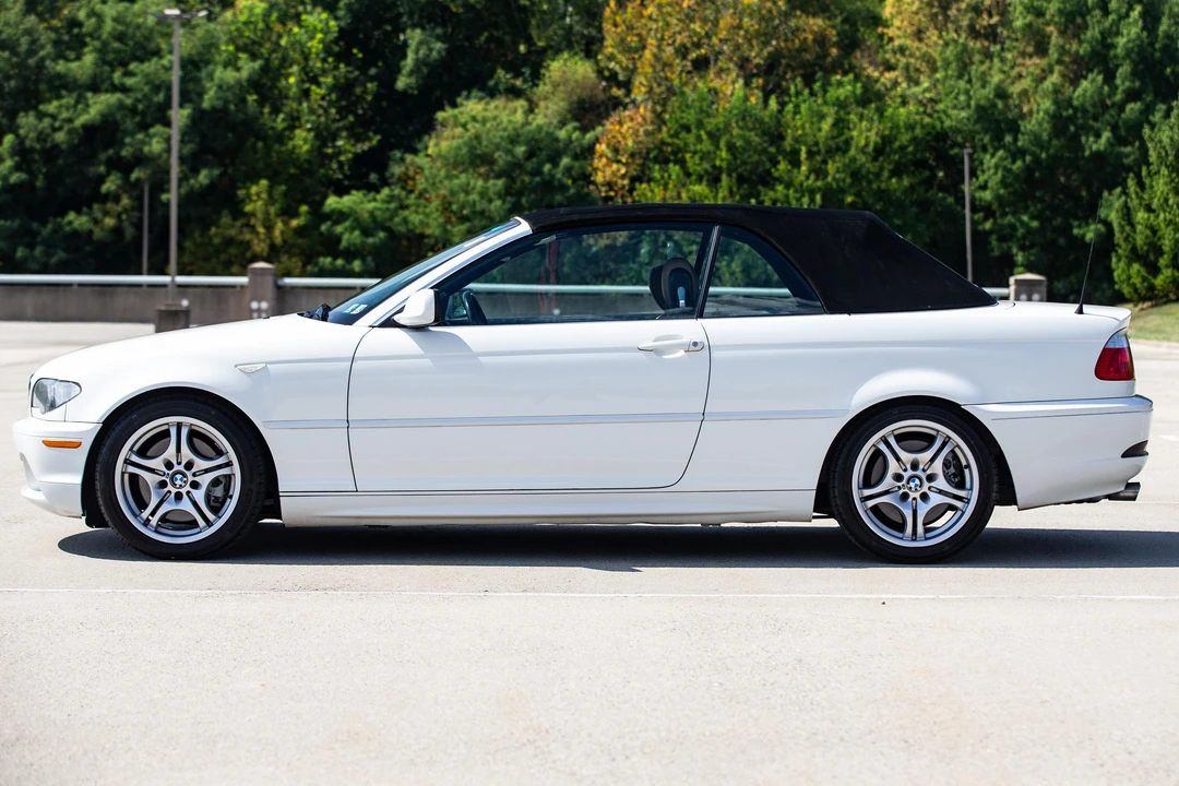 2005 BMW E46 330i & 330Ci - Image 28 of 31