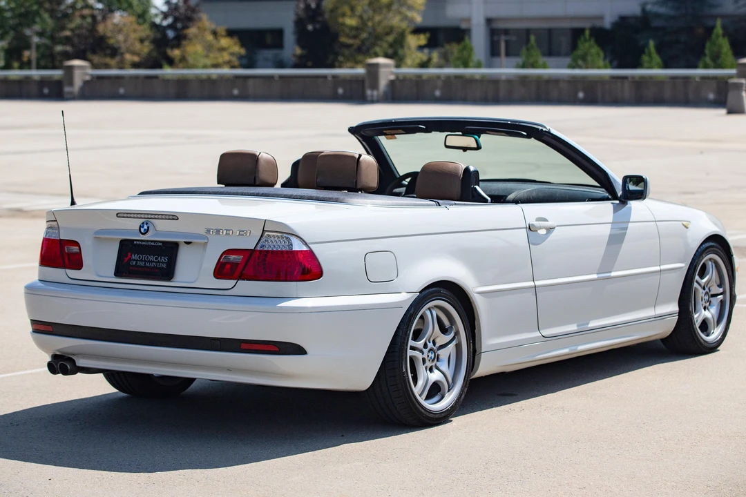2005 BMW E46 330i & 330Ci - Image 17 of 31
