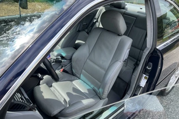 2005 BMW E46 330i & 330Ci - Image 4 of 6