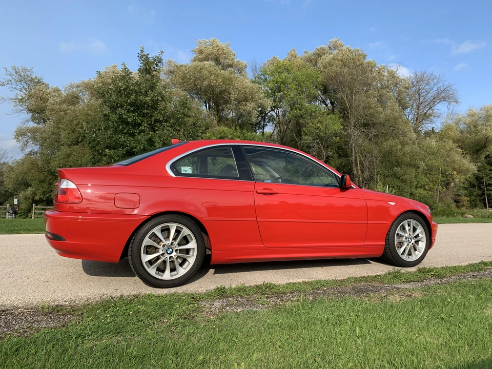 2005 BMW E46 330i & 330Ci - Image 19 of 31