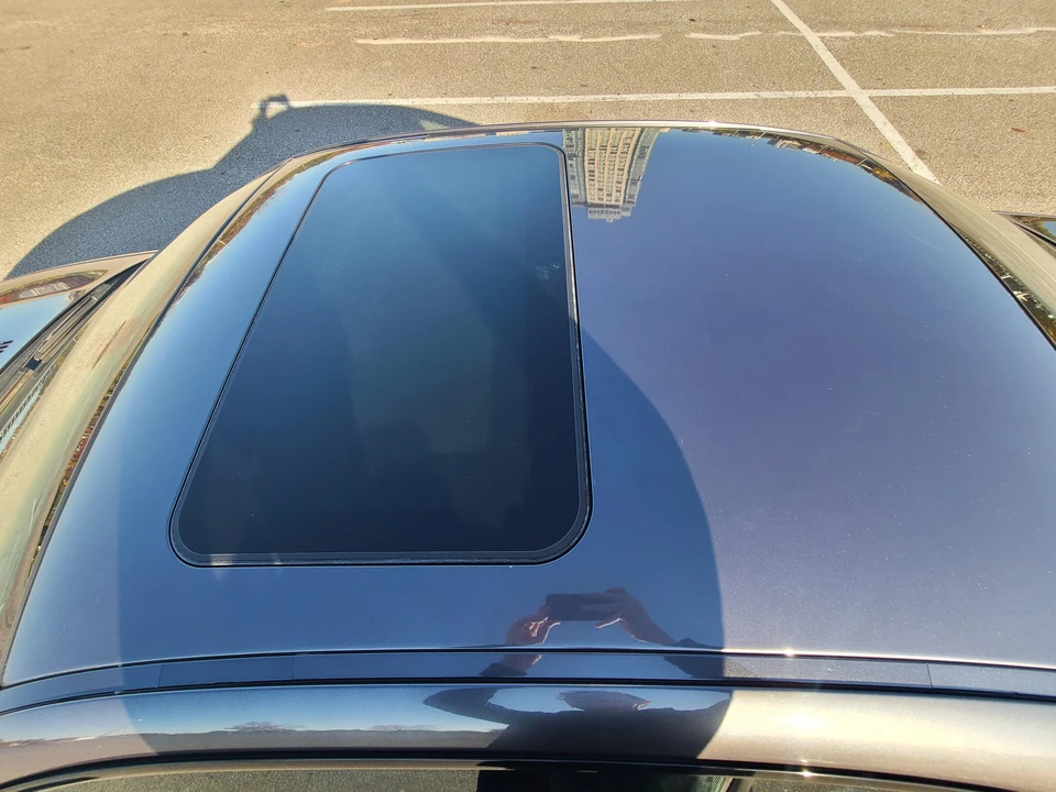 2005 BMW E46 330i & 330Ci - Image 22 of 31