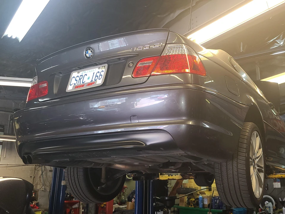 2005 BMW E46 330i & 330Ci - Image 27 of 31