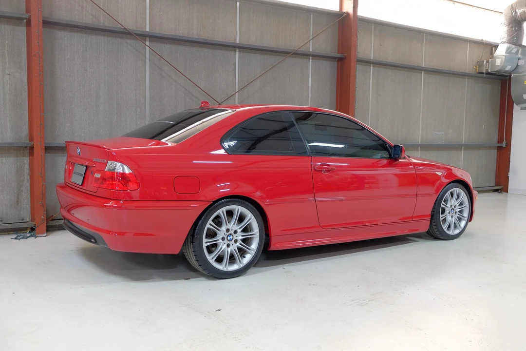 2005 BMW E46 330i & 330Ci - Image 14 of 31