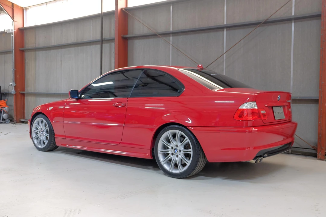 2005 BMW E46 330i & 330Ci - Image 11 of 31