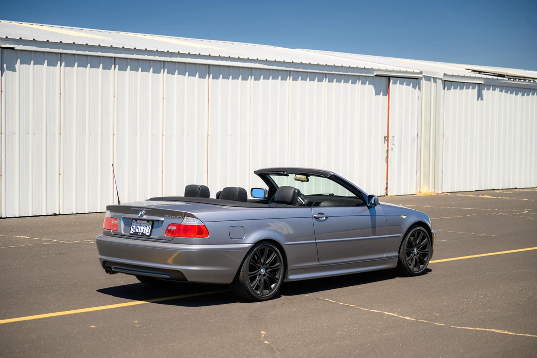 2005 BMW E46 330i & 330Ci - Image 20 of 31