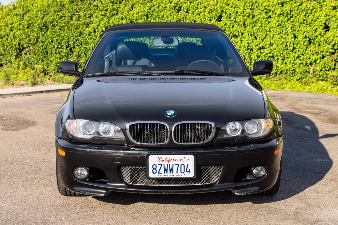 2005 BMW E46 330i & 330Ci - Image 23 of 31