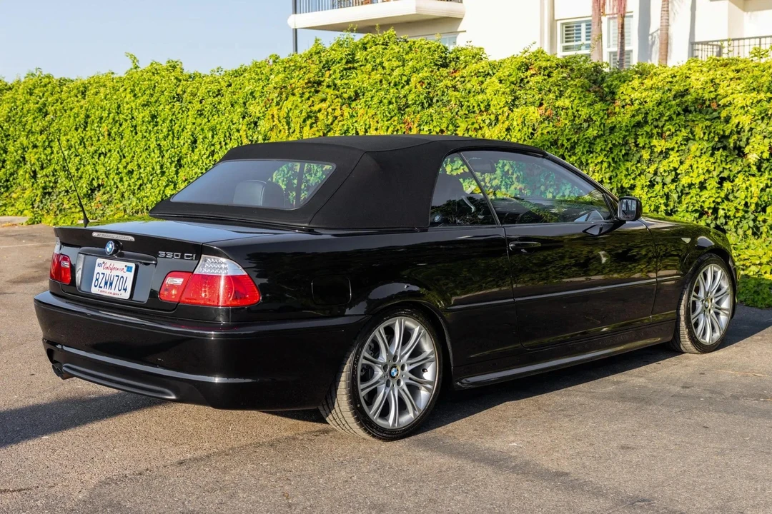 2005 BMW E46 330i & 330Ci - Image 30 of 31