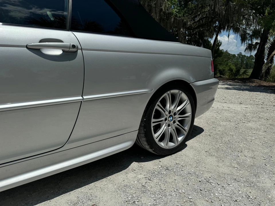 2005 BMW E46 330i & 330Ci - Image 18 of 31