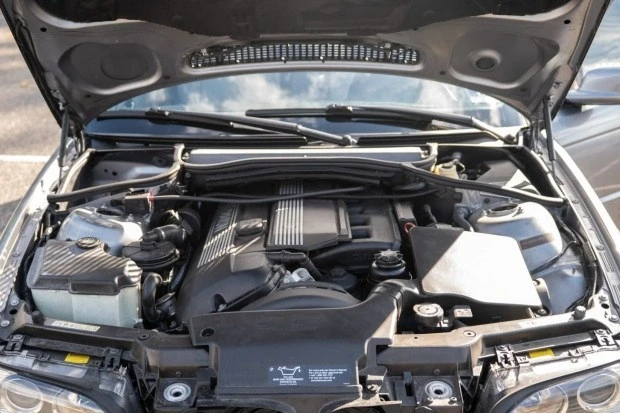 2005 BMW E46 330i & 330Ci - Image 6 of 7