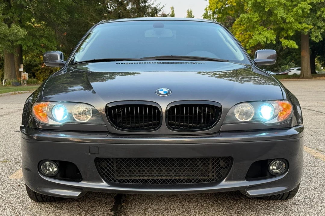 2005 BMW E46 330i & 330Ci - Image 2 of 31