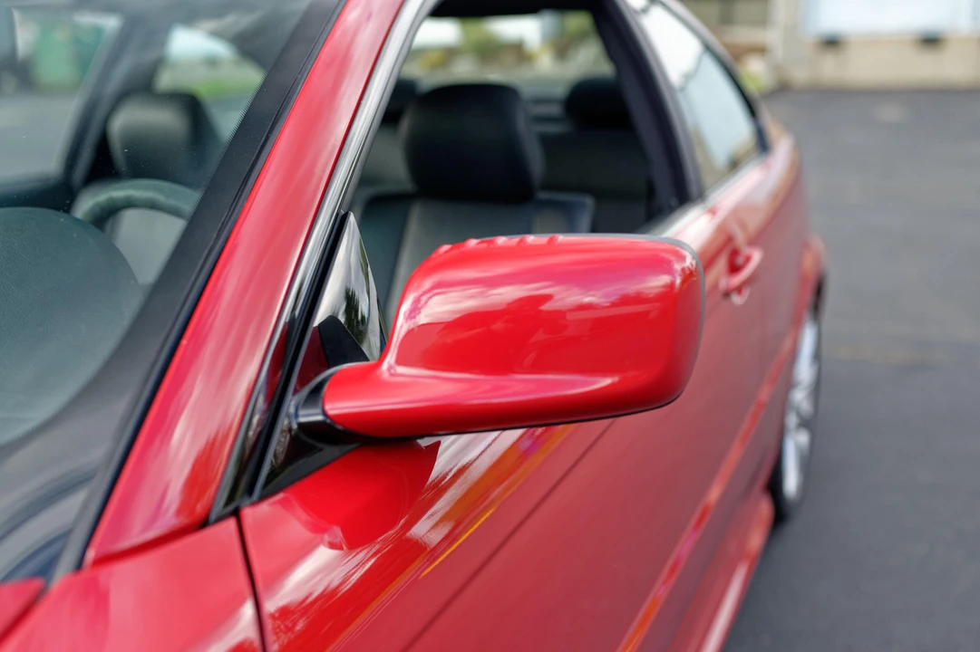 2005 BMW E46 330i & 330Ci - Image 19 of 31