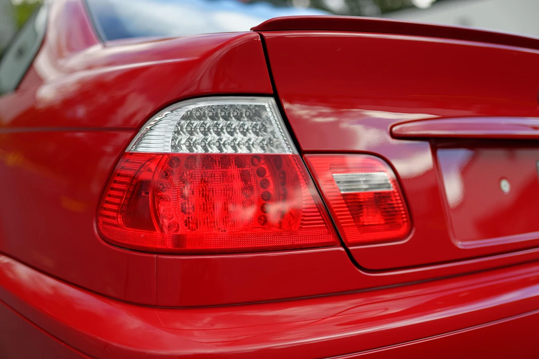 2005 BMW E46 330i & 330Ci - Image 26 of 31