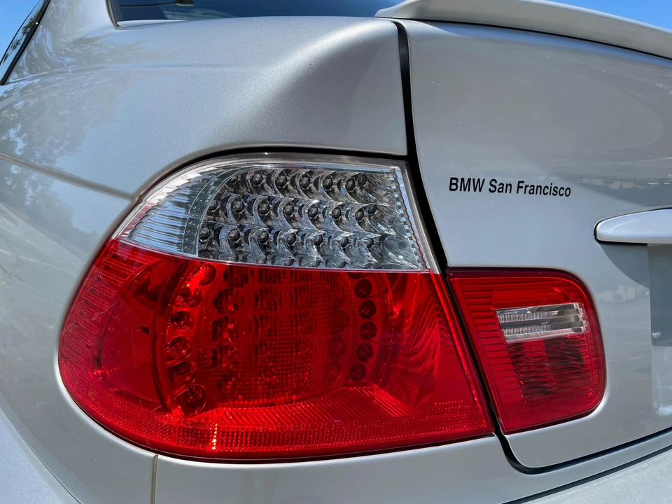 2005 BMW E46 330i & 330Ci - Image 26 of 31