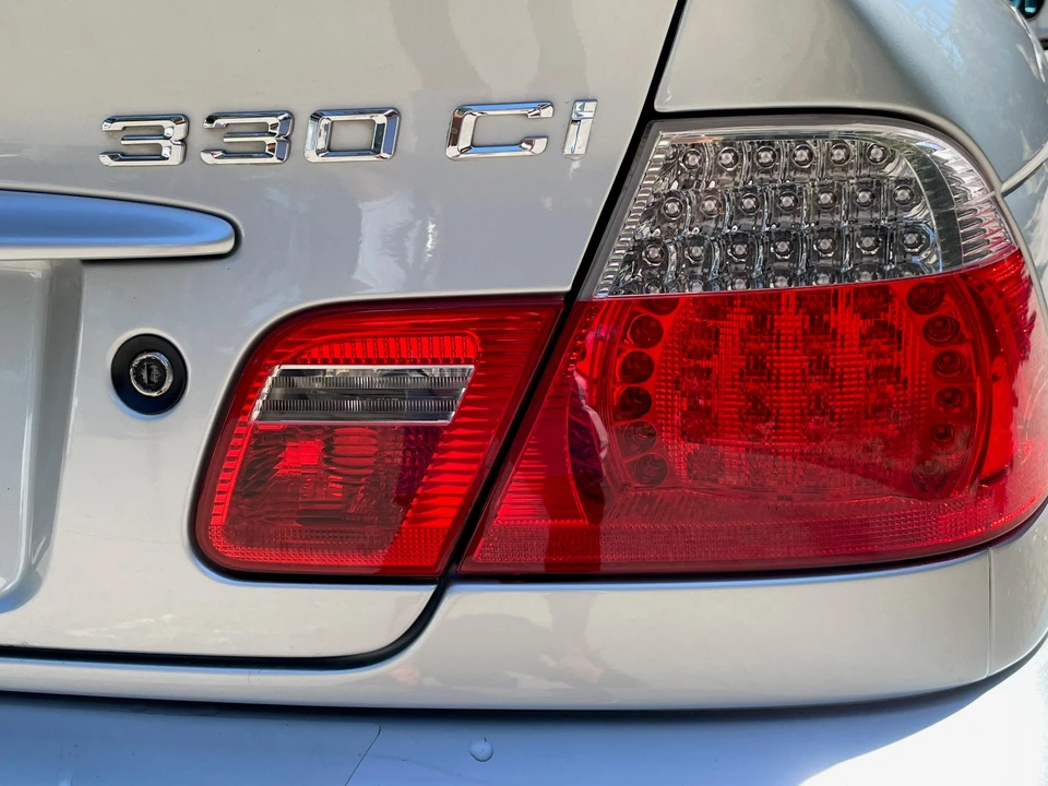 2005 BMW E46 330i & 330Ci - Image 29 of 31