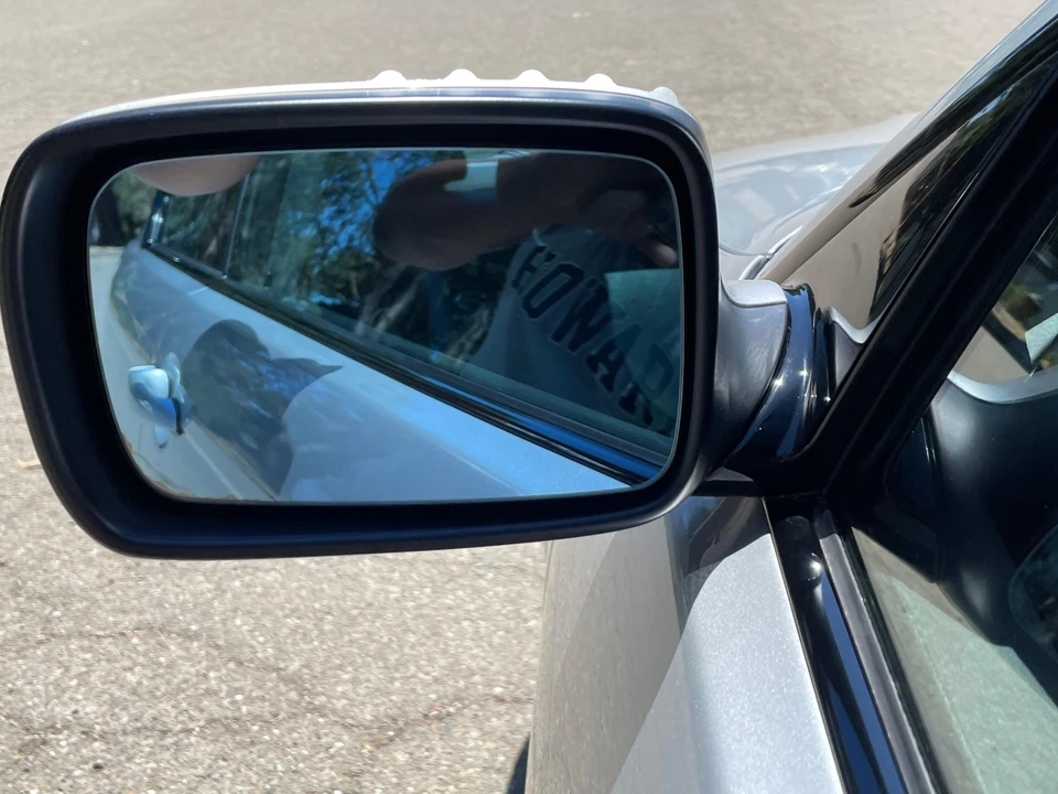 2005 BMW E46 330i & 330Ci - Image 23 of 31