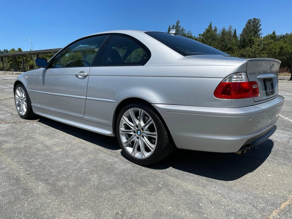 2005 BMW E46 330i & 330Ci - Image 9 of 31