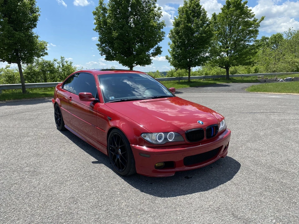 2005 BMW E46 330i & 330Ci - Image 16 of 23