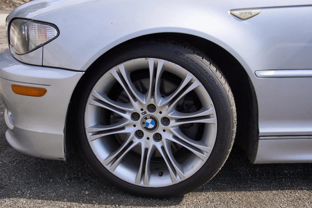 2005 BMW E46 330i & 330Ci - Image 21 of 31