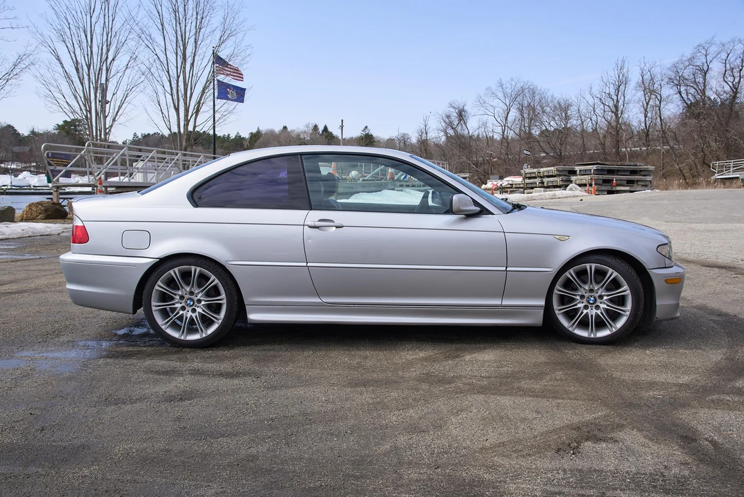 2005 BMW E46 330i & 330Ci - Image 9 of 31