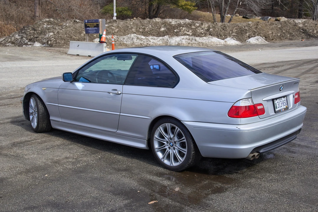 2005 BMW E46 330i & 330Ci - Image 8 of 31